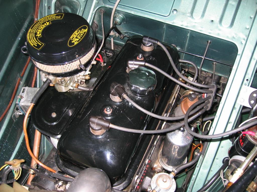 Fiche technique Peugeot 203 - moteur