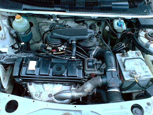 Fiche technique Peugeot 205 - moteur