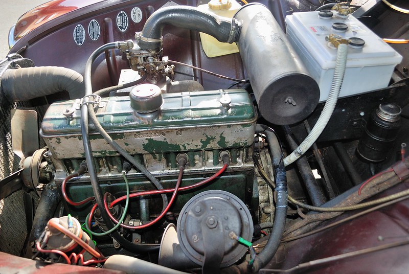 Fiche technique Renault Frégate - moteur