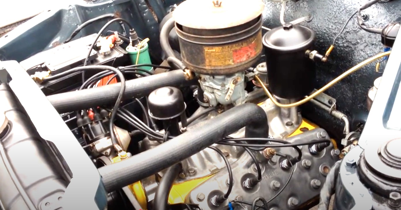 Fiche technique Simca Vedette - moteur