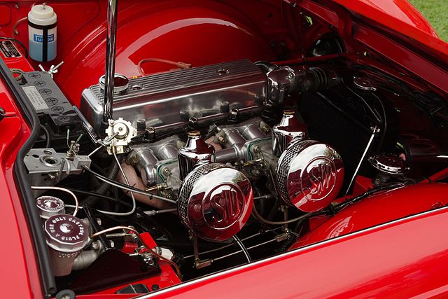 Fiche technique Triumph TR4 - moteur